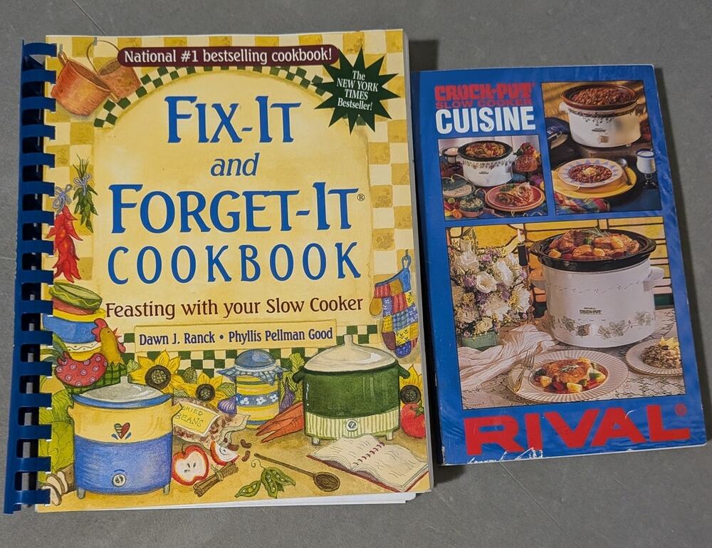 Lot of 2 Slow Cooker Cookbooks Fix-It and Forget-It & Rival Crock-Pot Cuisine